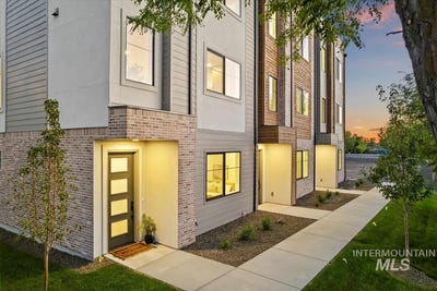 /international/us/3255-w-moore-street-boise-id-110106372929/