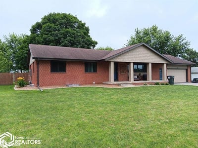 /international/us/104-e-depot-street-e-new-sharon-ia-110100979398/