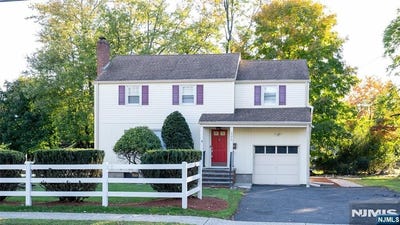 /international/us/225-hillside-avenue-allendale-nj-110120536970/