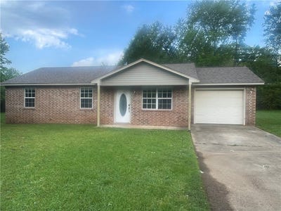 /international/us/515-miller-clarksville-ar-110107308420/