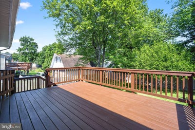 /international/us/705-s-birch-street-sterling-va-110101459743/