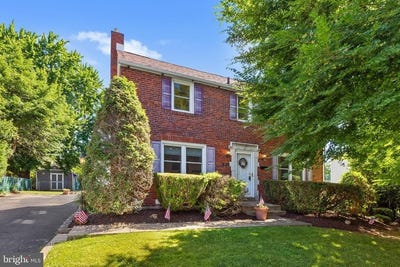 /international/us/539-e-scenic-road-springfield-pa-110108905480/