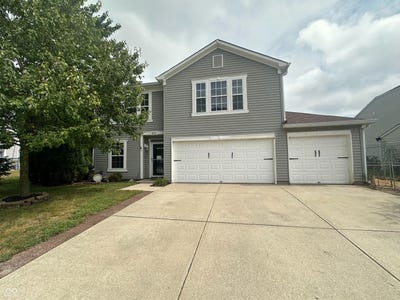/international/us/8223-retreat-lane-indianapolis-in-110119309902/