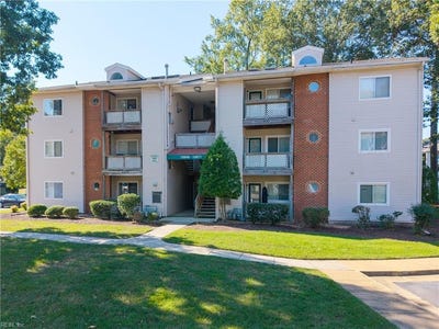 /international/us/12869-daybreak-circle-newport-news-va-110120507988/