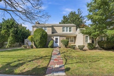 /international/us/201-hempstead-avenue-malverne-ny-110110405826/