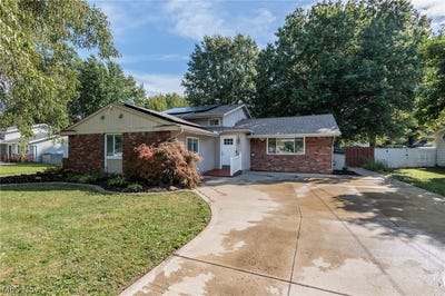 /international/us/7281-wil-lou-lane-north-ridgeville-oh-110120082150/