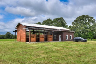 /international/us/601-bethcar-church-road-wagener-sc-110101502999/