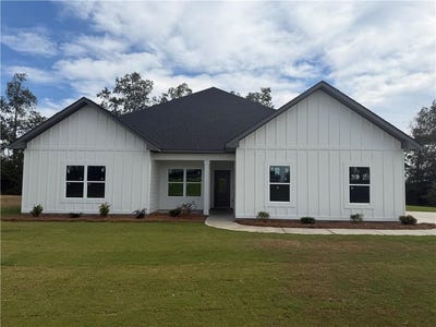 /international/us/2911-lee-road-40-salem-al-110110240427/