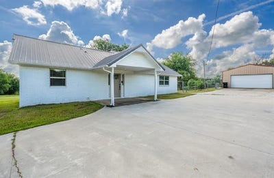 /international/us/1304-w-walnut-street-tecumseh-ok-110100352695/