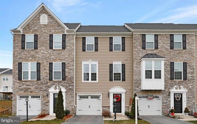 /international/us/114-chamomile-court-lake-frederick-va-110107781298/