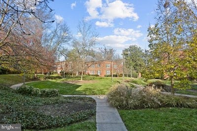 /international/us/1742-n-rhodes-street-arlington-va-110108442957/