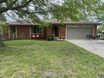 /international/us/3808-sw-canterbury-town-rd-topeka-ks-110107396874/
