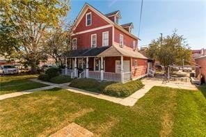 /international/us/208-e-charles-street-hammond-la-110104478213/