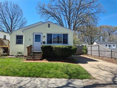 /international/us/315-grosvenor-avenue-east-providence-ri-110108144109/