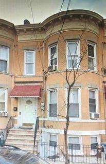 /international/us/75-16-62-street-glendale-ny-110096241229/?lang=zh-tw
