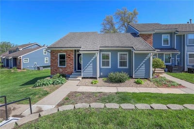/international/us/270-ne-bayview-drive-lee-s-summit-mo-110107396872/