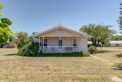 /international/us/421-w-aspen-street-crosbyton-tx-110101448169/