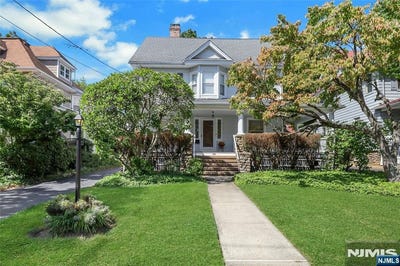 /international/us/144-lincoln-avenue-ridgewood-nj-110120147733/