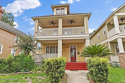 /international/us/138-e-9th-street-jacksonville-fl-110099240098/