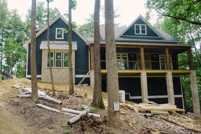 /international/us/73-summer-shade-court-hendersonville-nc-110100310963/?lang=zh-tw