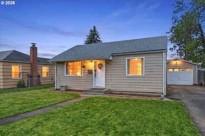 /international/us/3042-field-st-longview-wa-110107877001/