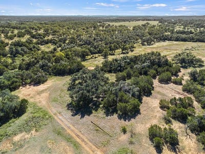 /international/us/307-gold-schaefer-rd-fredericksburg-tx-110100897413/