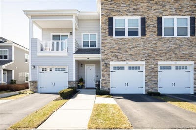 /international/us/244-fall-court-east-northport-ny-110107898176/