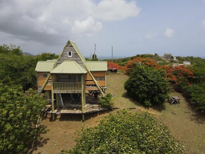 /international/us/520-puerto-diablo-vieques-pr-110101319461/?lang=zh-tw