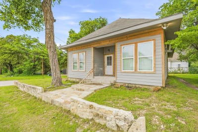 /international/us/314-n-harding-street-fort-worth-tx-110107897357/