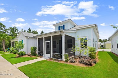 /international/us/8453-dreams-float-court-panama-city-beach-fl-110106029899/