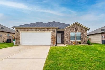 /international/us/4811-henry-street-greenville-tx-110106031210/