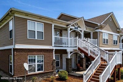 /international/us/9003-falcon-crest-ct-louisville-ky-110105041844/