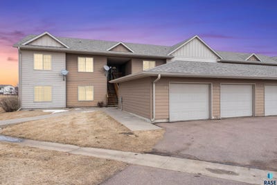 /international/us/4912-s-klein-ave-sioux-falls-sd-110105357353/