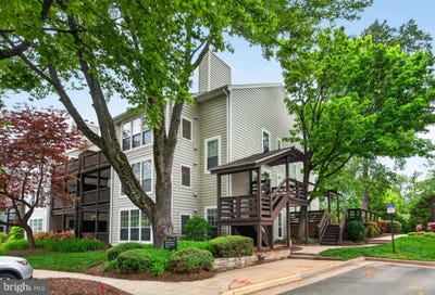 /international/us/10146-oakton-terrace-road-oakton-va-110107663075/