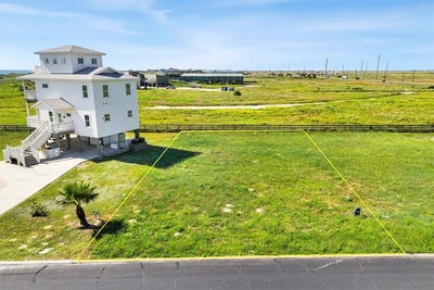 /international/us/137-beach-view-drive-lot-27-port-aransas-tx-110108269464/