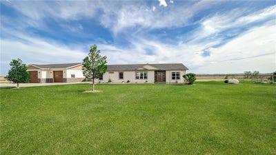 /international/us/2241-road-2059-culbertson-mt-110108423302/
