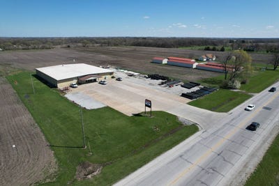 /international/us/930-us-highway-136-hamilton-il-110099963969/