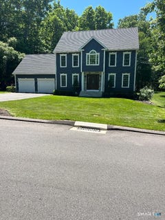 /international/us/36-derek-drive-tolland-ct-110108582615/