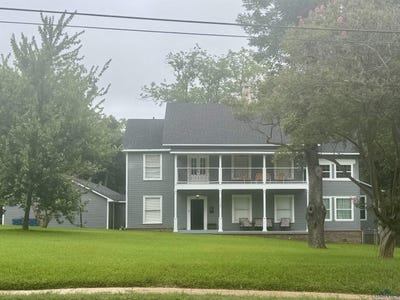 /international/us/501-e-main-henderson-tx-110101097915/