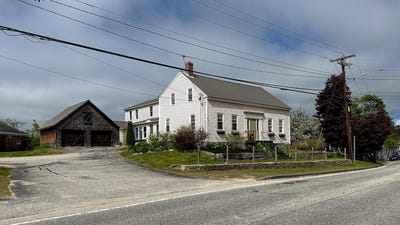 /international/us/43-main-street-harrison-me-110099553356/?lang=en