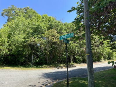 /international/us/tbd-thompson-road-graham-nc-110099377407/