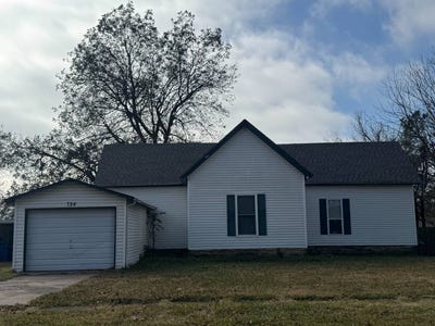 /international/us/724-e-delaware-ave-mcalester-ok-110104107499/