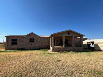 /international/us/1100-avenue-a-childress-tx-110120414805/