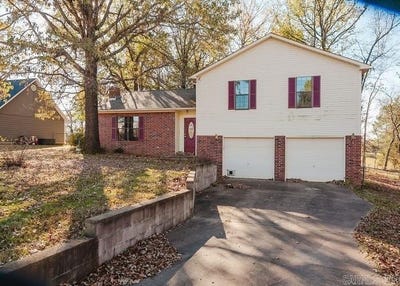 /international/us/8-mockingbird-ln-clarksville-ar-110100812937/