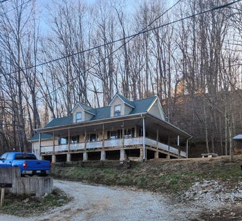 /international/us/281-skinner-branch-road-clay-city-ky-110098212979/?lang=en