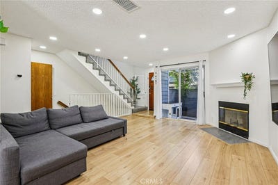 /international/us/26127-frampton-avenue-harbor-city-ca-110108178089/