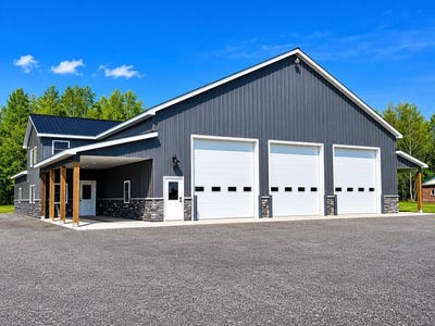 /international/us/304-commerce-way-derby-vt-110108167420/