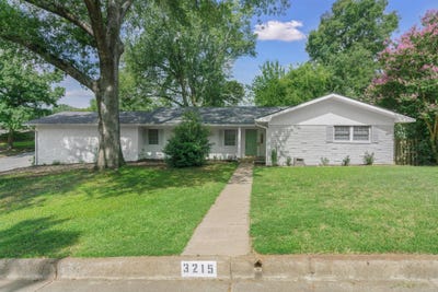 /international/us/3215-curtis-drive-tyler-tx-110105699385/