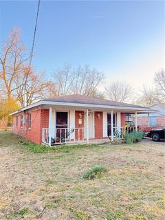 /international/us/405-rock-street-dardanelle-ar-110105033091/