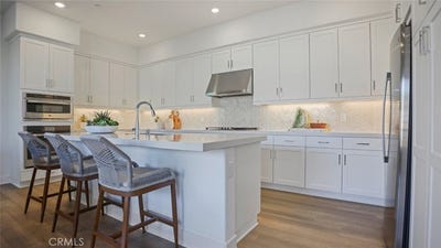 /international/us/236-knot-irvine-ca-110098484253/
